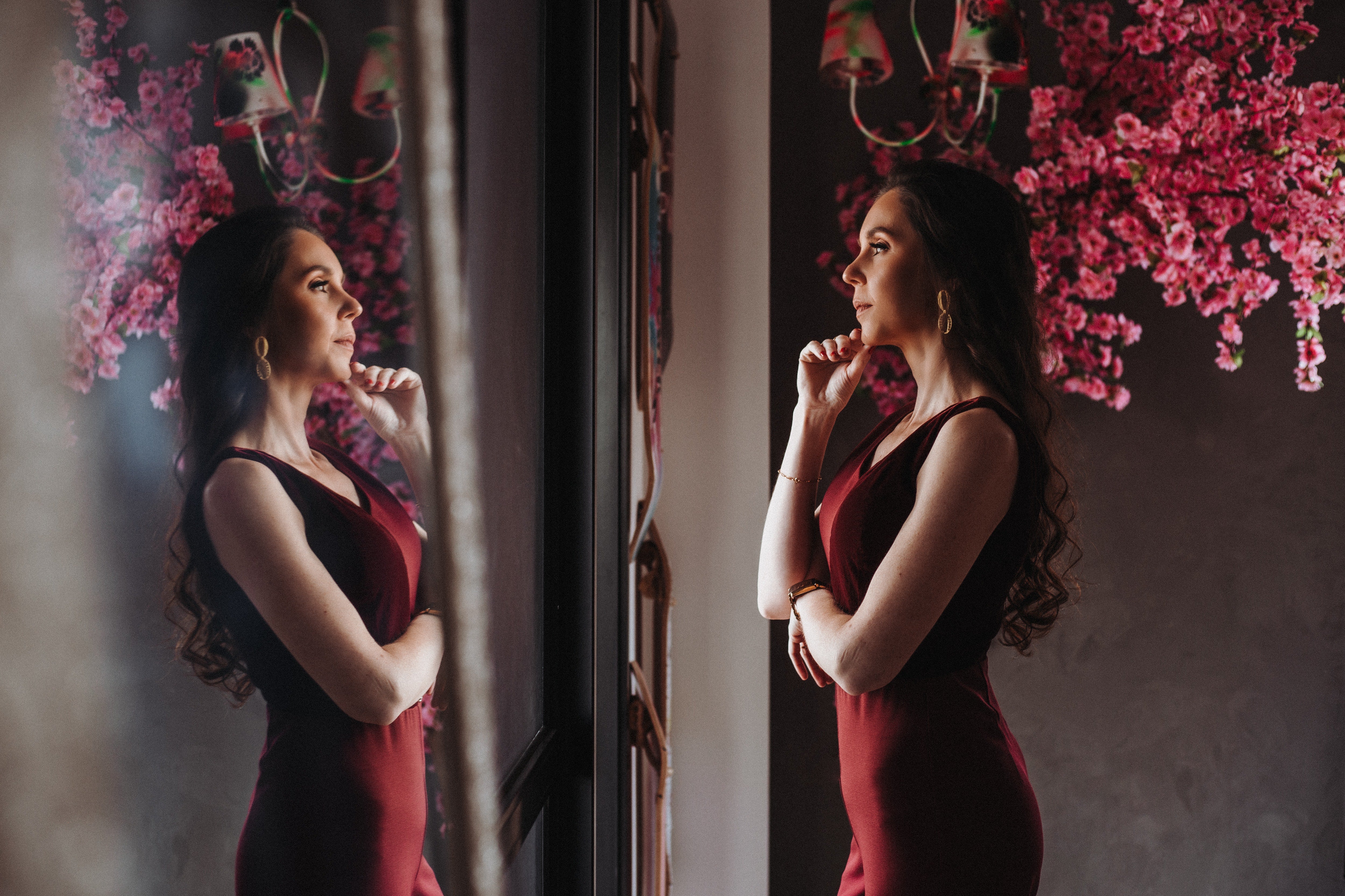 Mirror Placement Guidelines for Positive Energy Flow and Balance